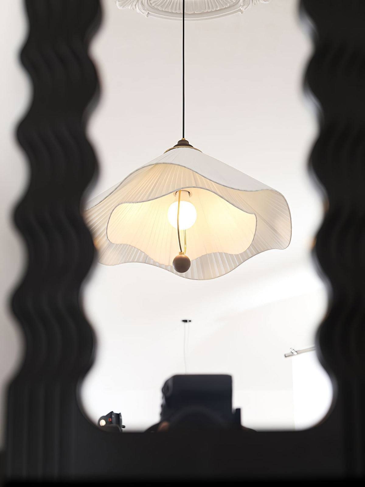 Amelie Suspension Moderne