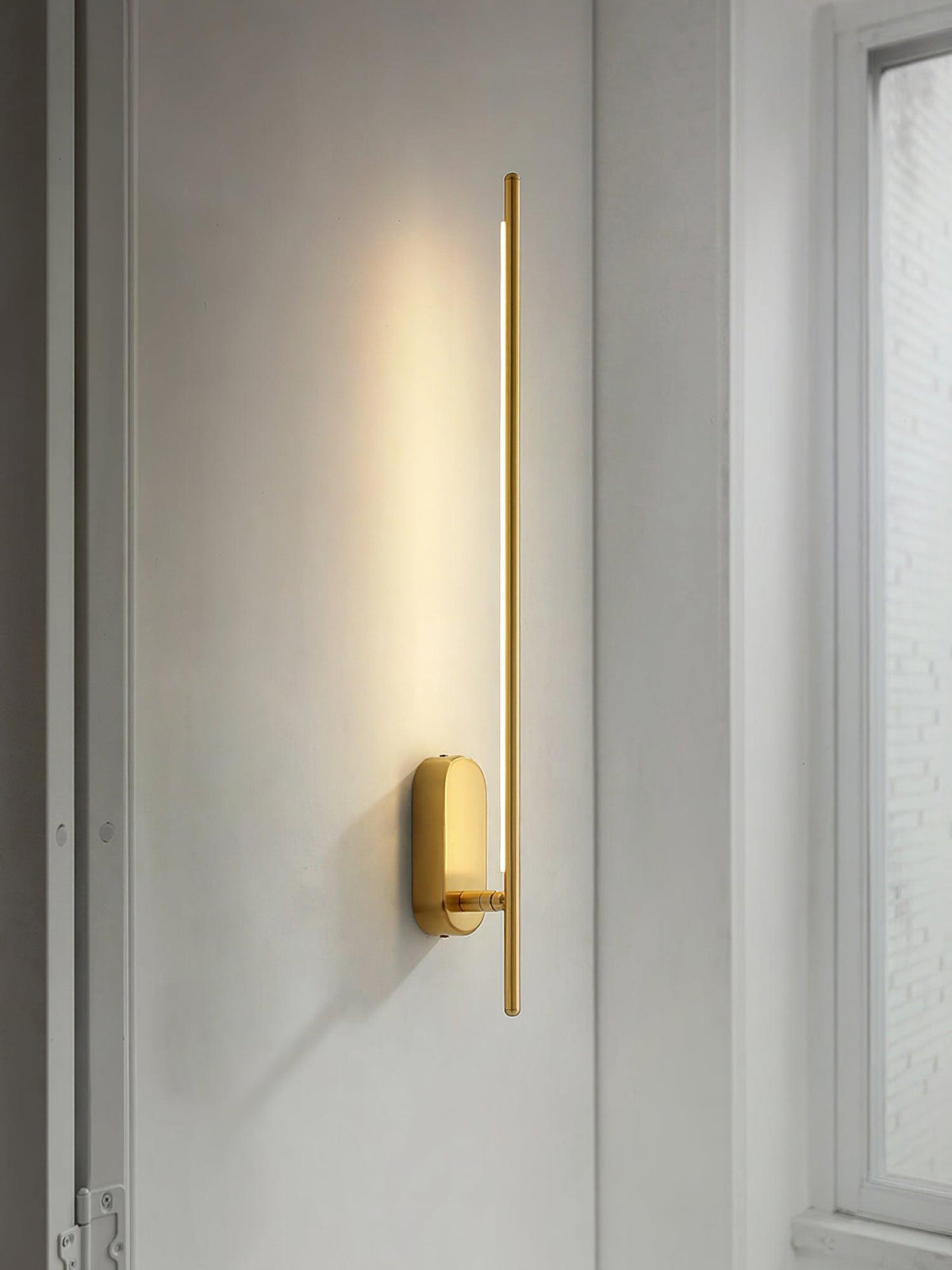 Lustra Wall Lamp Stick Plug In Minimalist
