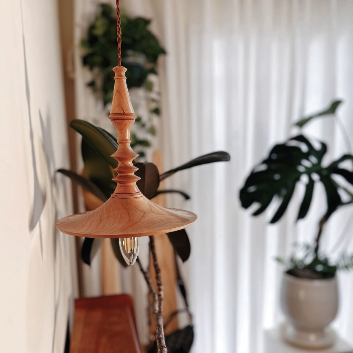 Tessira Suspension Industrielle en Bois