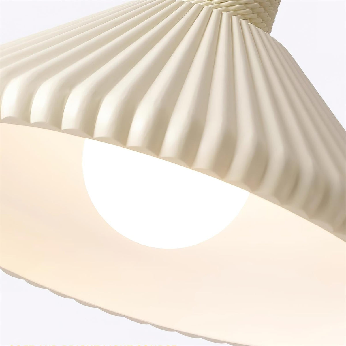 Surora Suspension Plissé