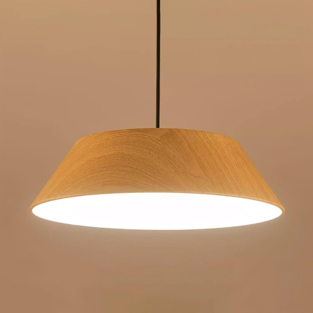 Novain Suspension en grain de bois