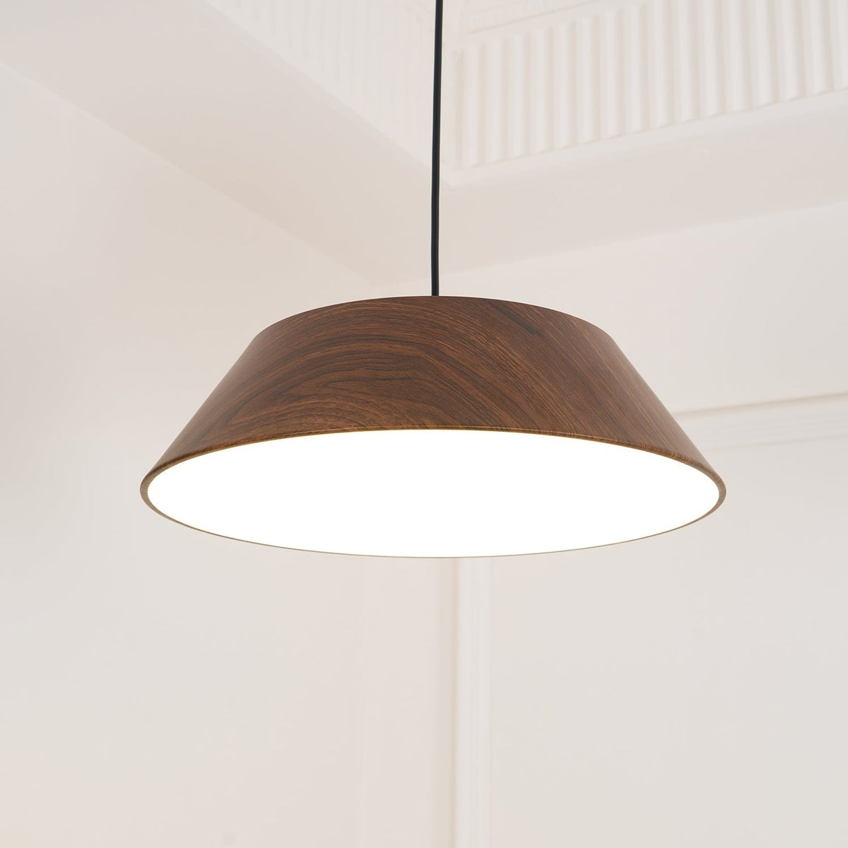 Novain Suspension en grain de bois