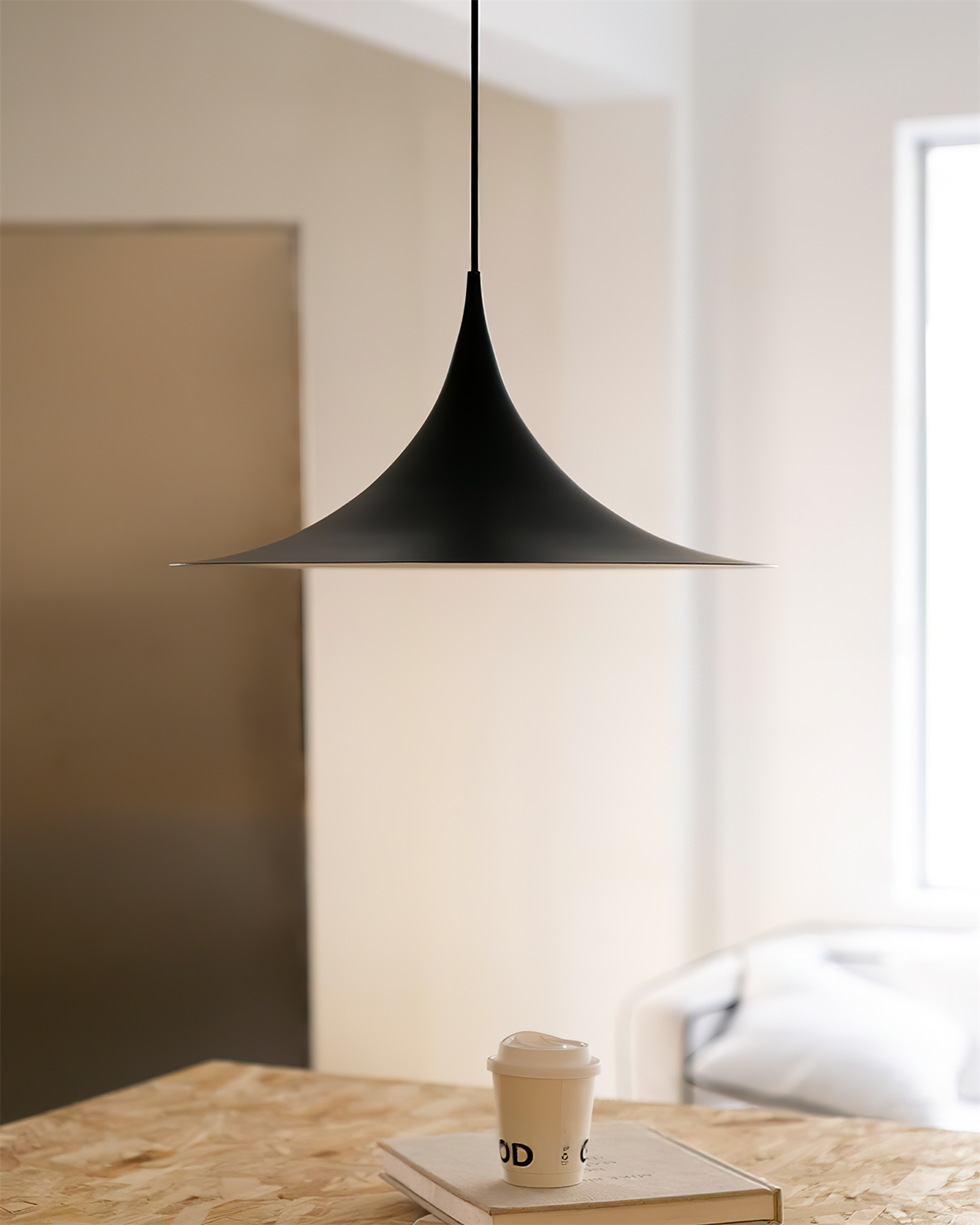 Solisin Suspension à col fin et large évasement pour salle à manger