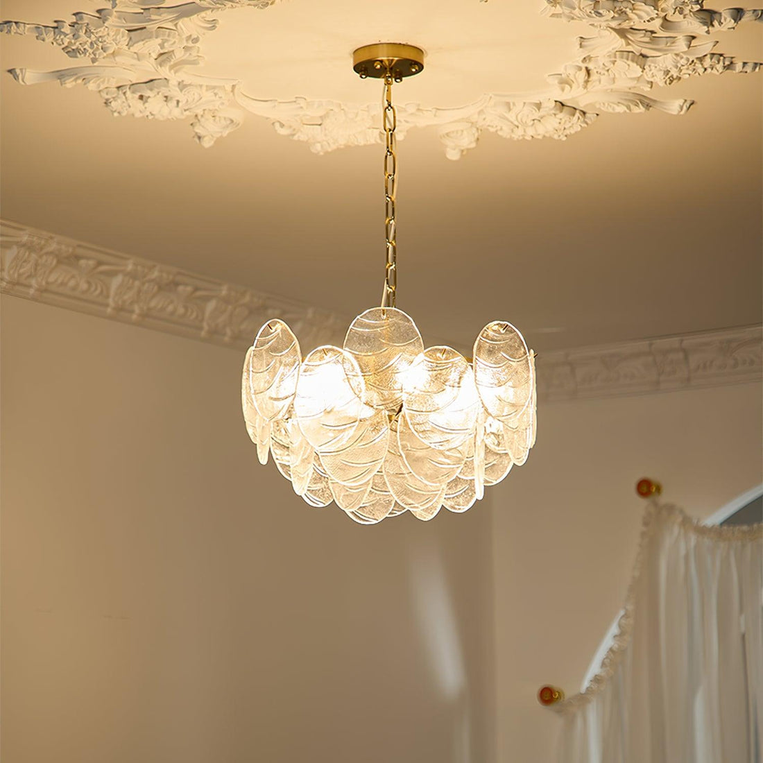 Lustrous Lustre Victorien en Verre Finition Dorée
