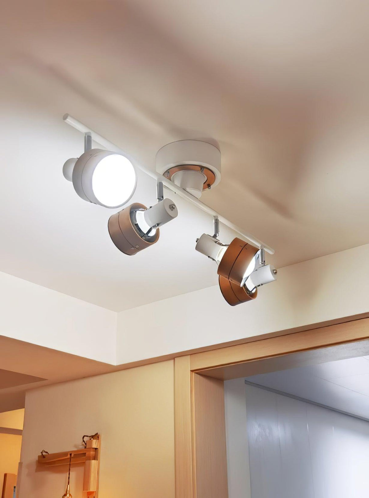 Elsorila Plafonnier Spot Orientable Élégance